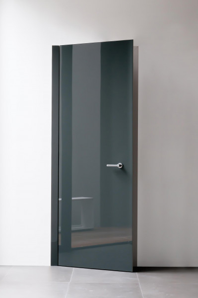 ALBED_BATTEFFIL_EFFILM_LEVEL_product_door_glass_open1_low.jpg